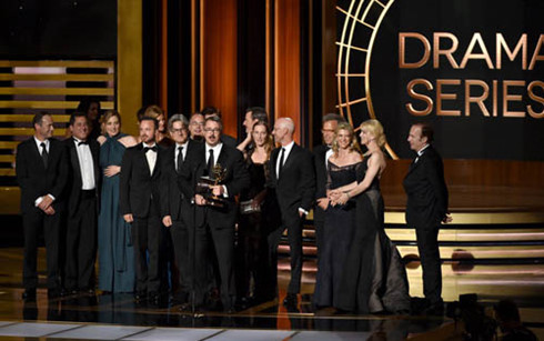 Breaking Bad thắng lớn tại Emmy Awards 2014