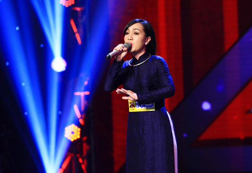 Nhân tố bí ẩn 2014: “Cô giáo” Hà Vân quyến rũ trong bản “hit” của Mỹ Tâm